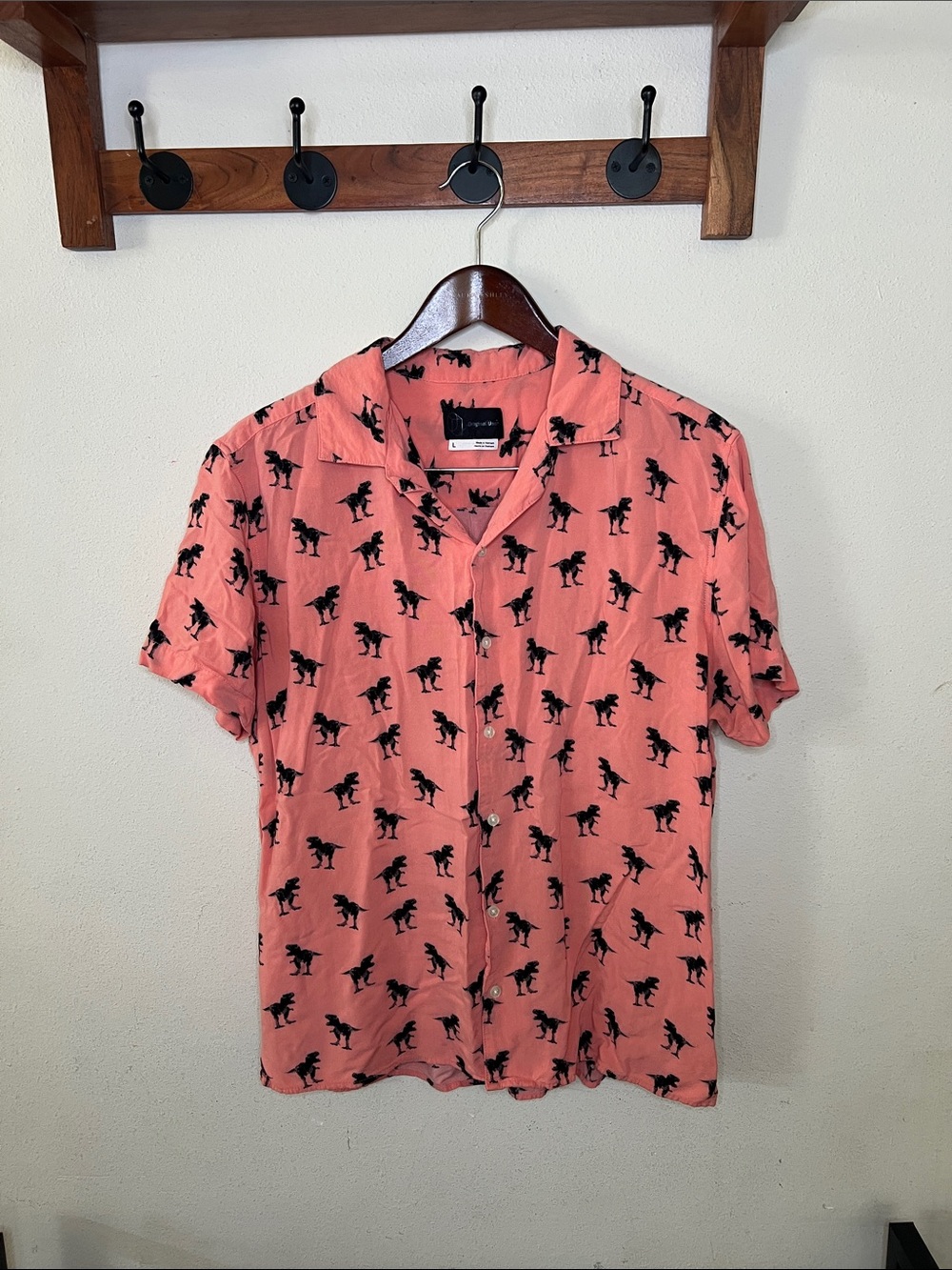 Original Use Dinosaur Button Down Men's Shirt Pink Casual Size Large
